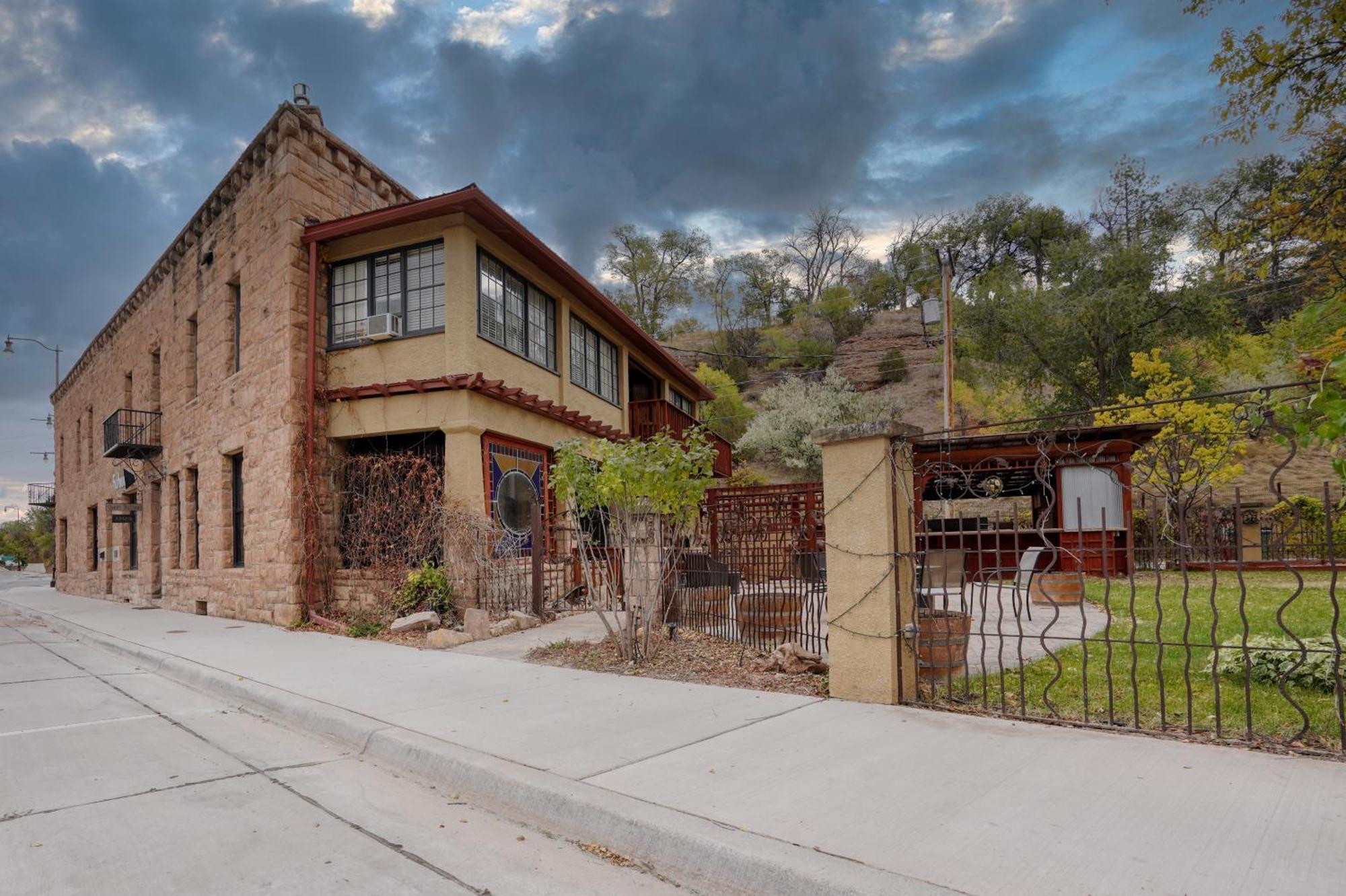 Flatiron Suite B - History Meets Comfort Hot Springs Exterior foto